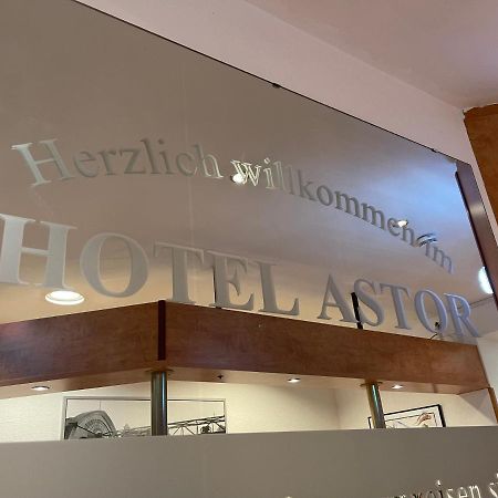 Hotel Astor Wuppertal Exteriör bild